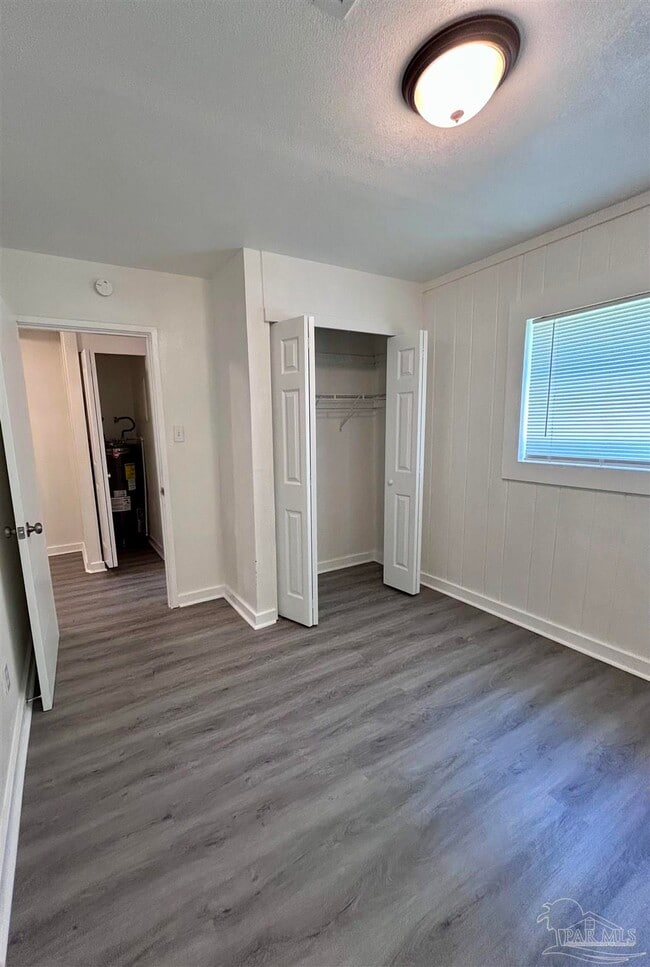 Building Photo - 409 Belmont Ave