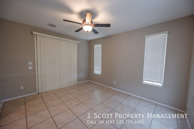 Building Photo - 17737 W Mandalay Ln
