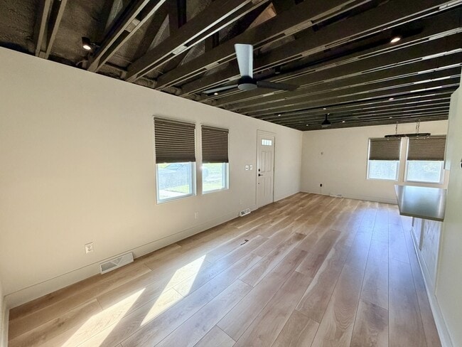 Building Photo - 2949 H S 78th St