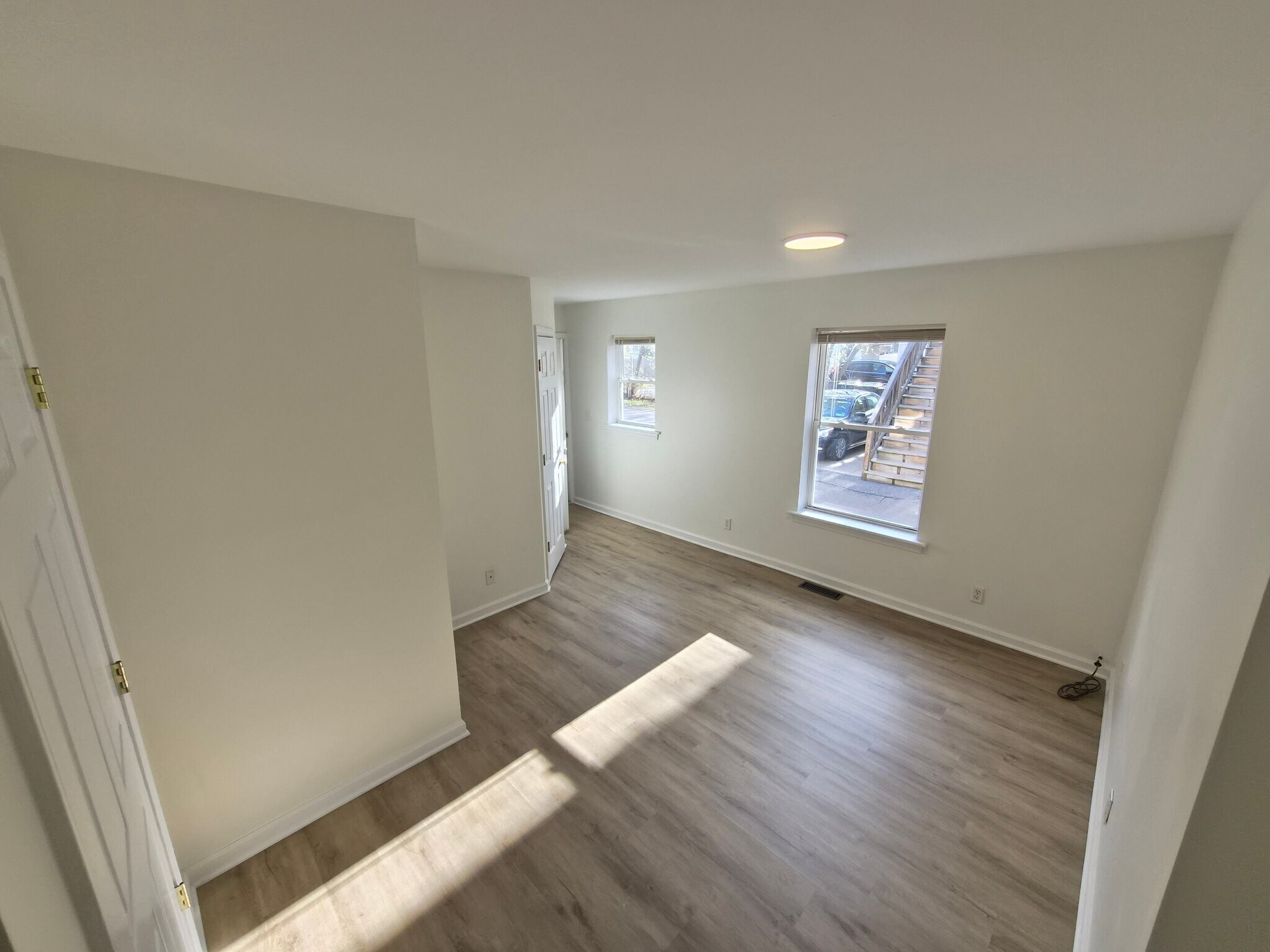 Building Photo - 142 Washington St