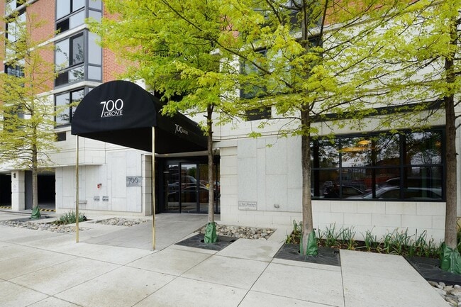 Building Photo - 700 Grove St