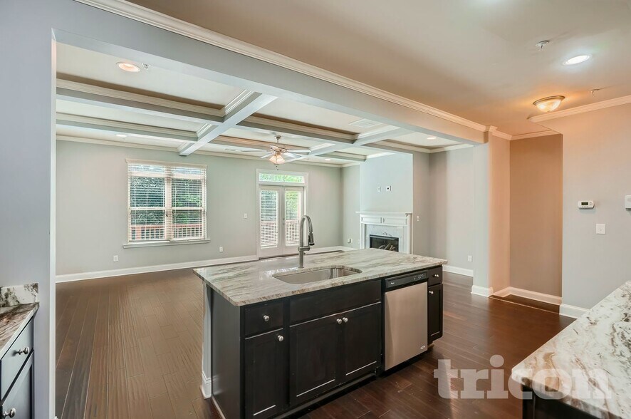 Building Photo - 616 Luckett Ct