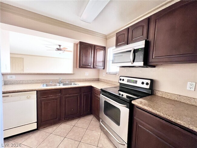 Building Photo - 1150 N Buffalo Dr