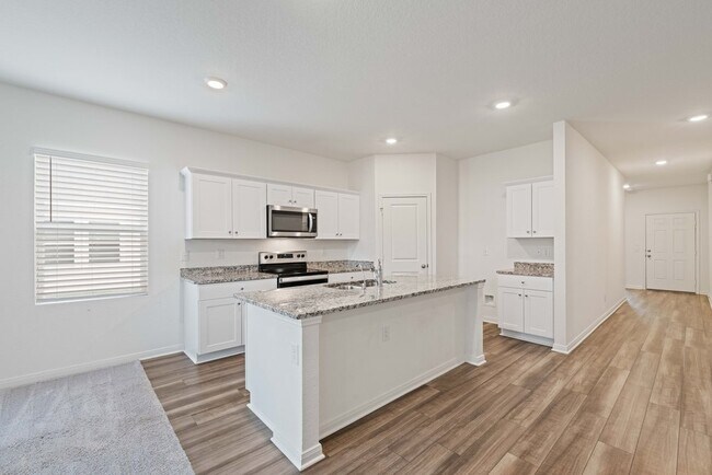 Building Photo - 6028 Pearl Mdw