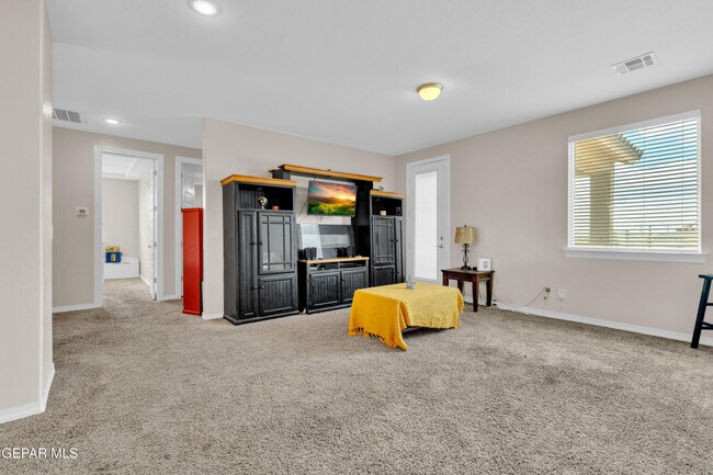 Building Photo - 12494 Stansbury Dr