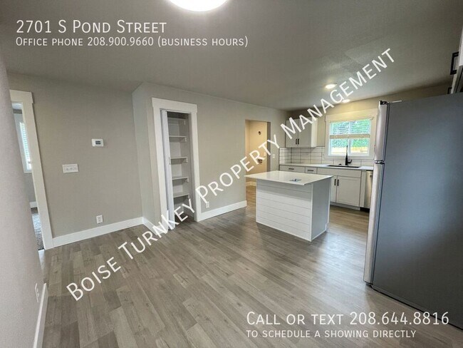 Building Photo - 2701 S Pond St