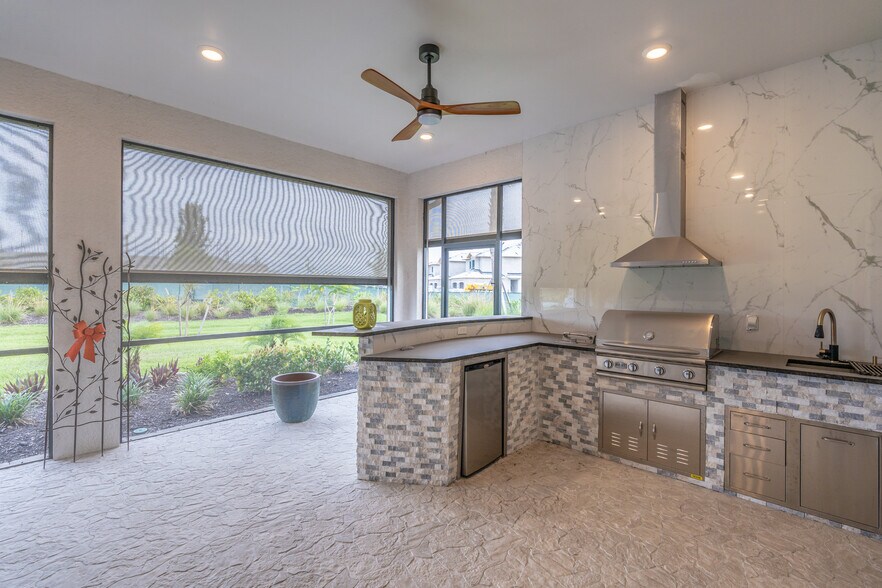Patio - 15347 Turin Dr