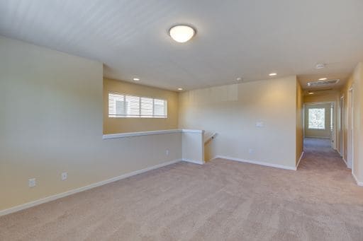 Building Photo - Gorgeous South Everett MainVue Home Available!