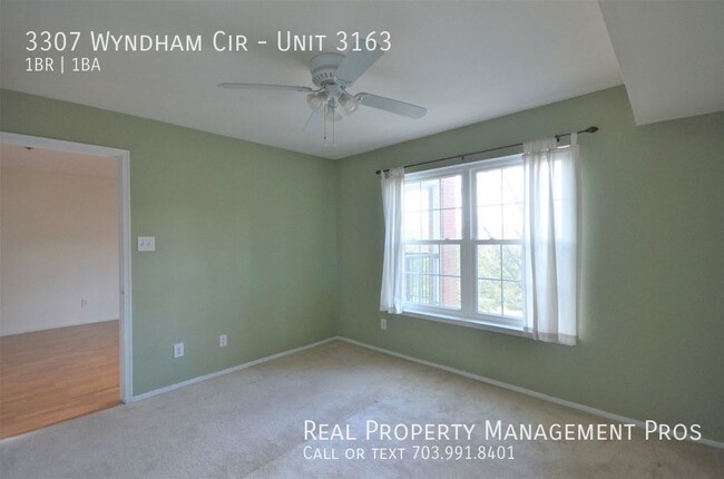 Building Photo - Excellent Condo in Gated Community- Free M...