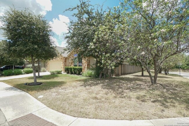 Building Photo - 2519 Merritt Vista