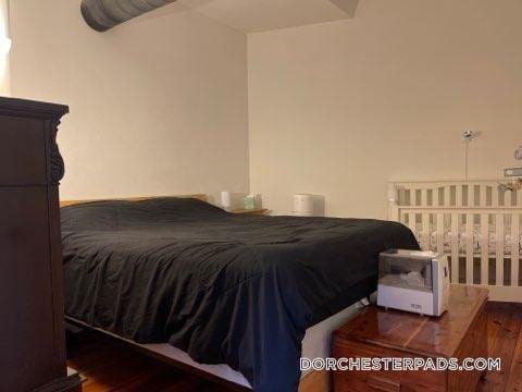 Building Photo - 600 Columbia Rd