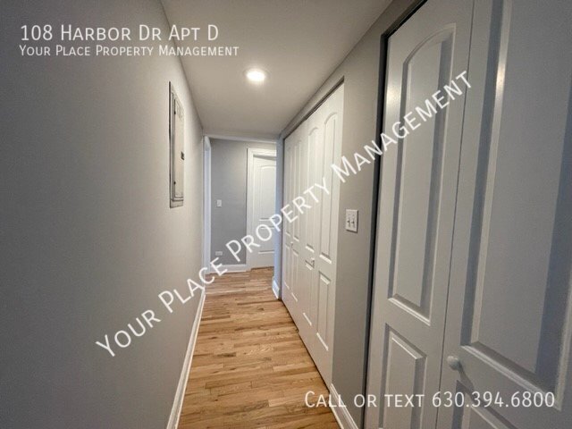 Building Photo - 108 Harbor Dr