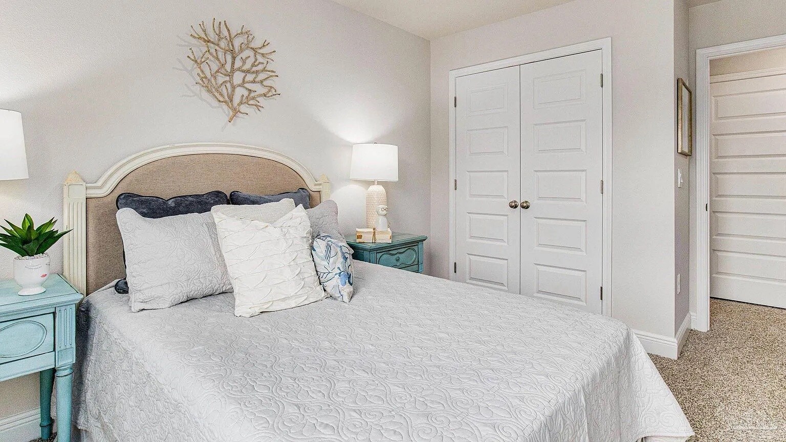 Building Photo - 1308 Leeway Dr