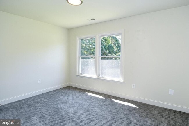 Building Photo - 8012 Wingate Dr