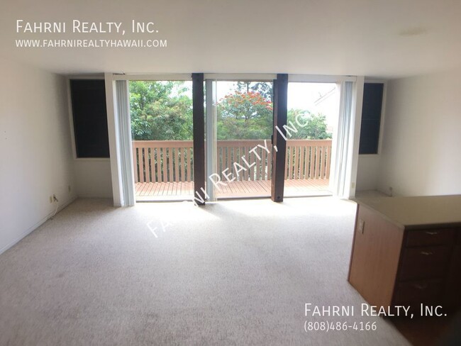 Building Photo - Makaha Valley Plantation  64-A  Nice 2 Bed...