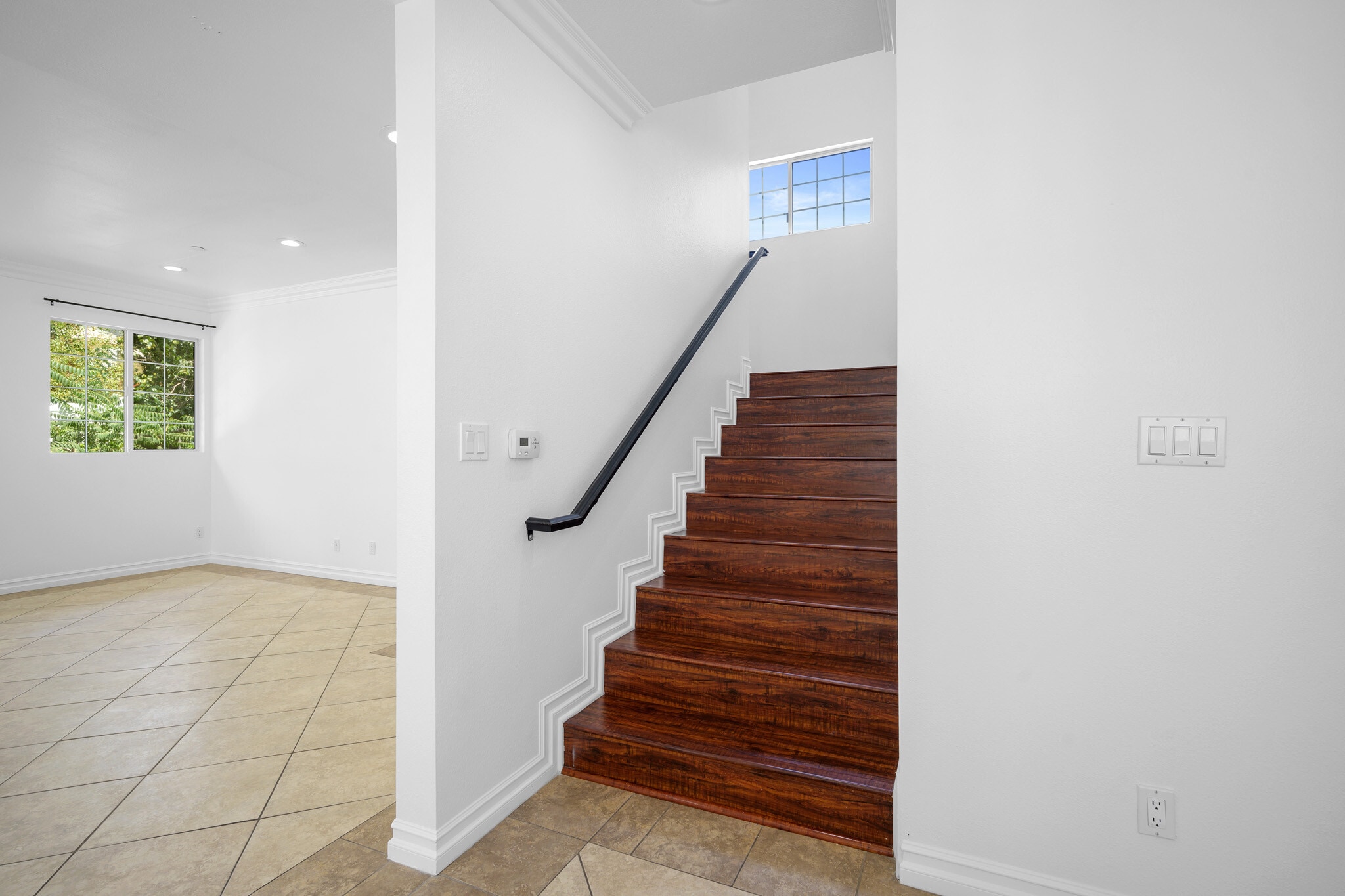 Building Photo - 6827 Valmont St
