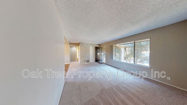 Building Photo - 1637 Catalina Ct