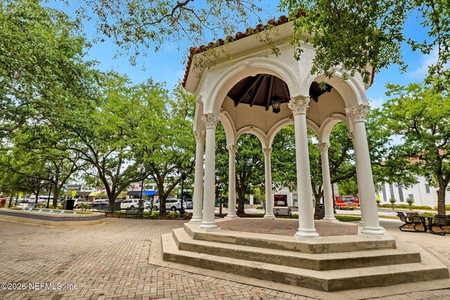 Building Photo - 3502 Fleet St