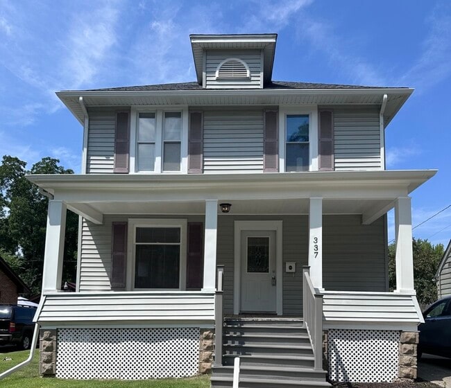Primary Photo - 337 S Fordham Ave
