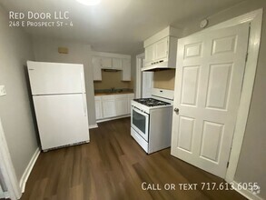 Building Photo - Beautifully renovated 1 bedroom in York City.