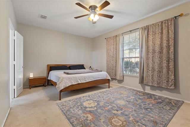 Building Photo - 1435 Sleepy Hollow Dr