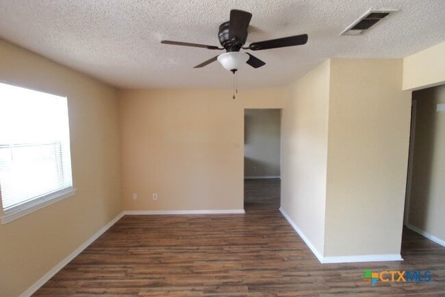 Building Photo - 304 Erby Ave