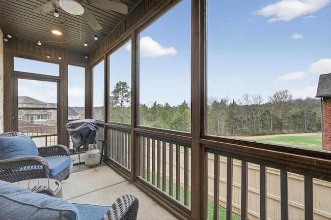 Building Photo - 607 Southshore Pt
