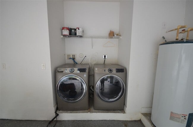 Building Photo - 14483 SW 13th Terrace