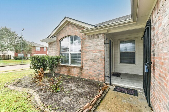 Building Photo - 8322 Kingsbridge Meadow Dr