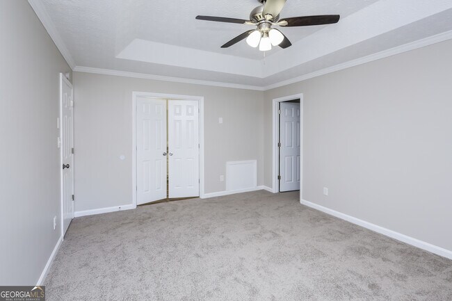 Building Photo - 6449 Laural Bend