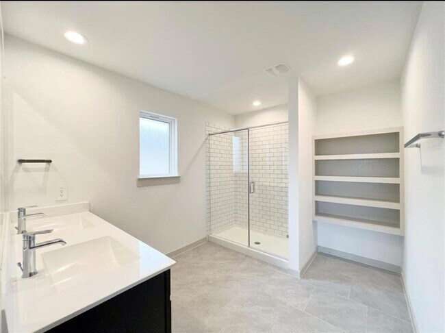 Building Photo - 29526 Paytons Park Ct
