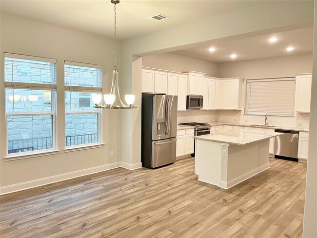 Building Photo - 240 Revere Dr