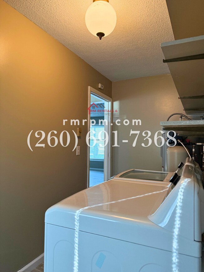 Building Photo - 6315 W 465 N