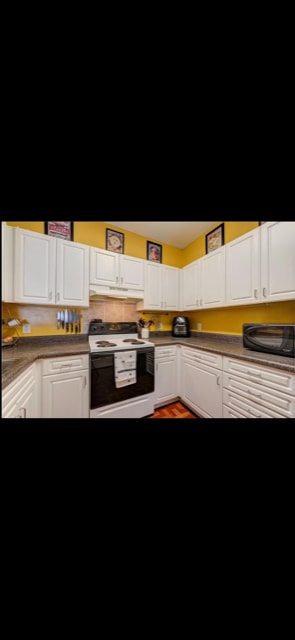 Building Photo - 102 Mill St