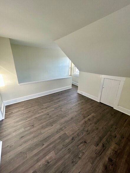 Building Photo - 2246 Birch St