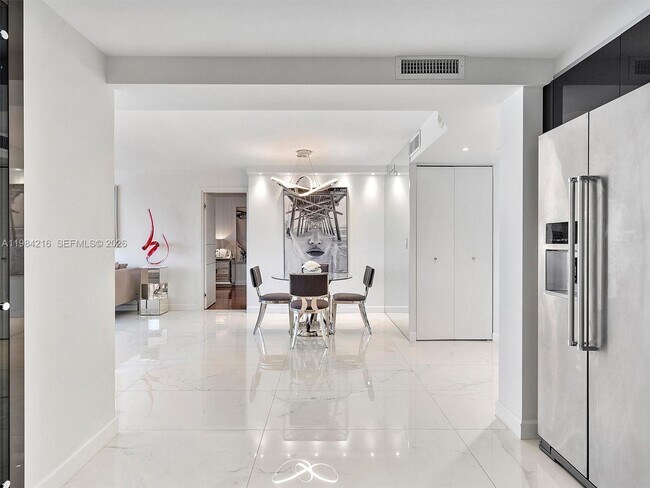 Building Photo - 251 174th St