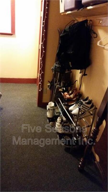 Building Photo - 39 Buell St