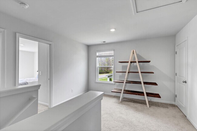 Building Photo - Ways Station Golf course community in Richmond Hill Plantation - 4 Bed/2.5 Bath