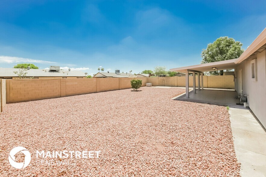 Building Photo - 6343 W Cypress St