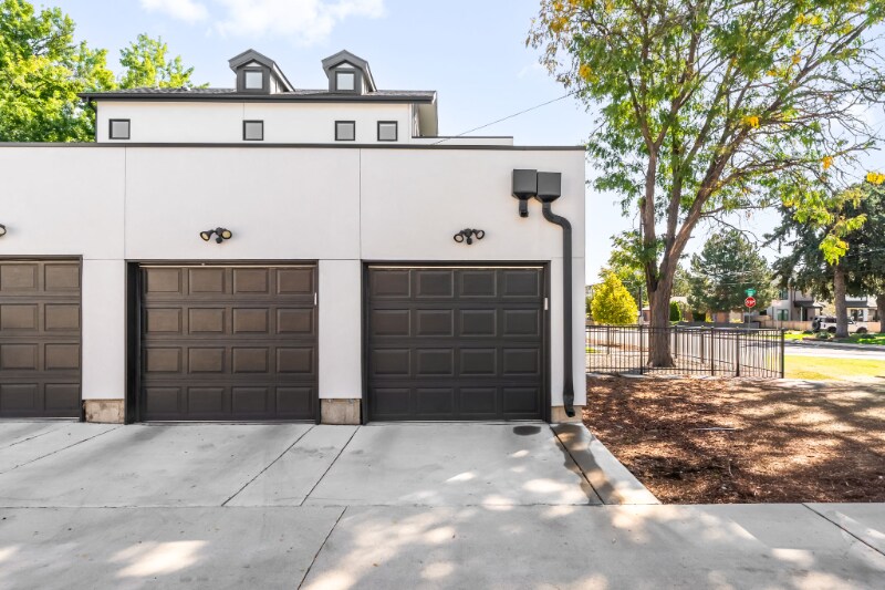 Building Photo - 1401 Yates St