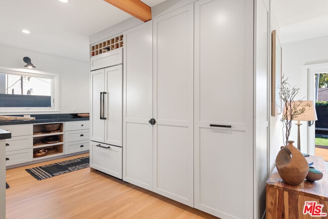 Building Photo - 11314 Homedale St