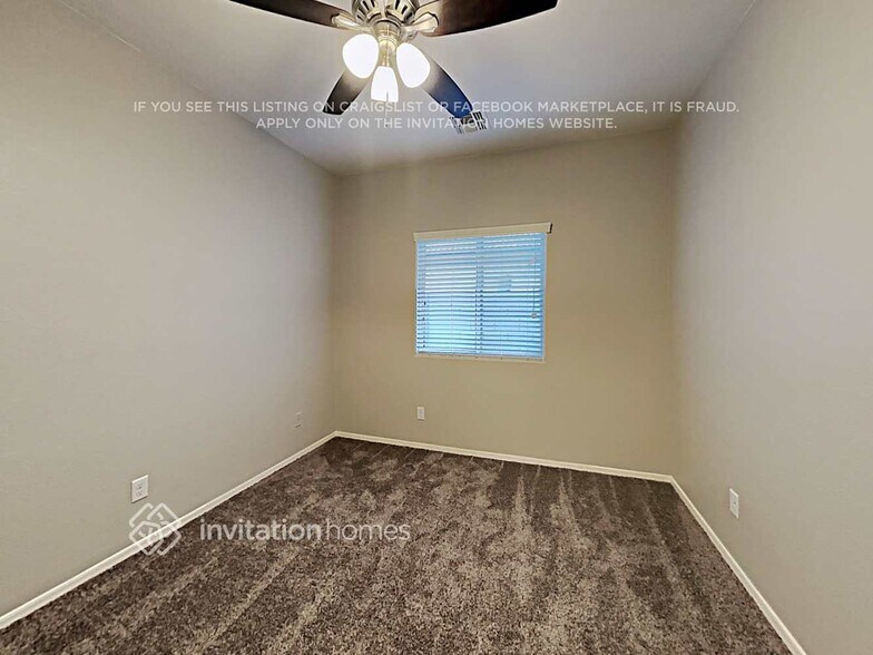 Building Photo - 112 S 120th Ave