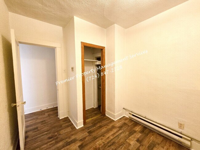Building Photo - 179 N Elm St