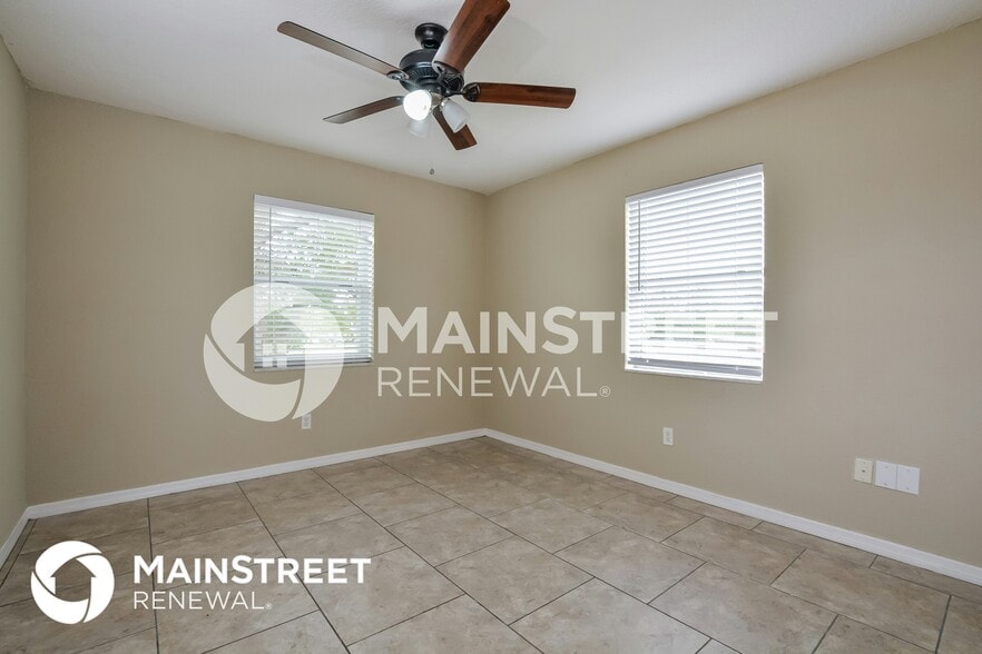 Building Photo - 878 Crawford St