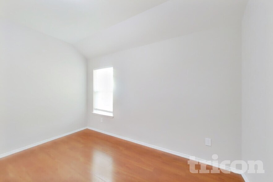Building Photo - 13702 Sun Bear Ct
