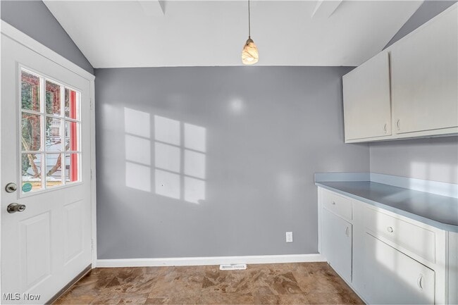 Building Photo - 117 Cleveland St