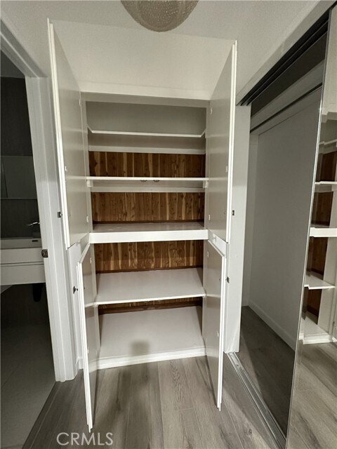 Building Photo - 11438 Moorpark St