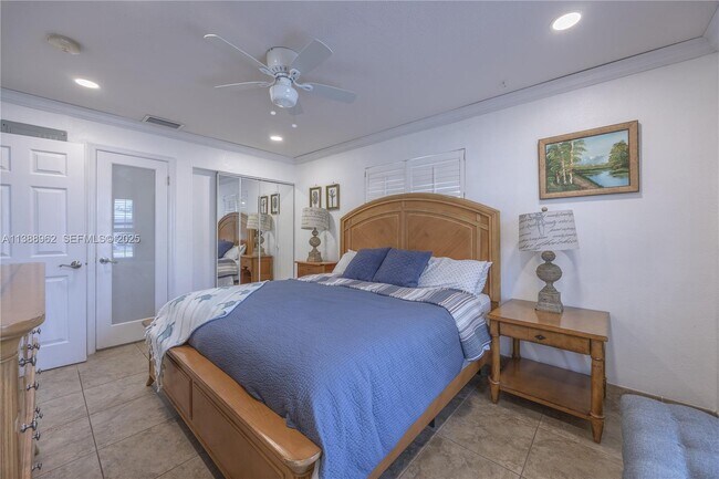 Building Photo - 1690 NE 25th Ave