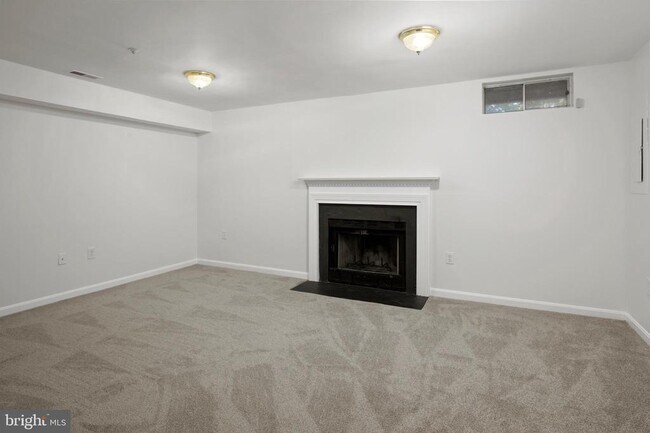 Building Photo - 1259 Stockport Ct