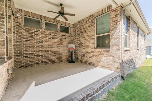 Building Photo - 1013 Midland Dr